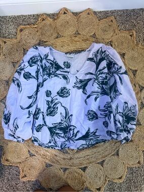 a new day Lilac V-Neck Puff Sleeve Blouse with Dark Green Floral Print